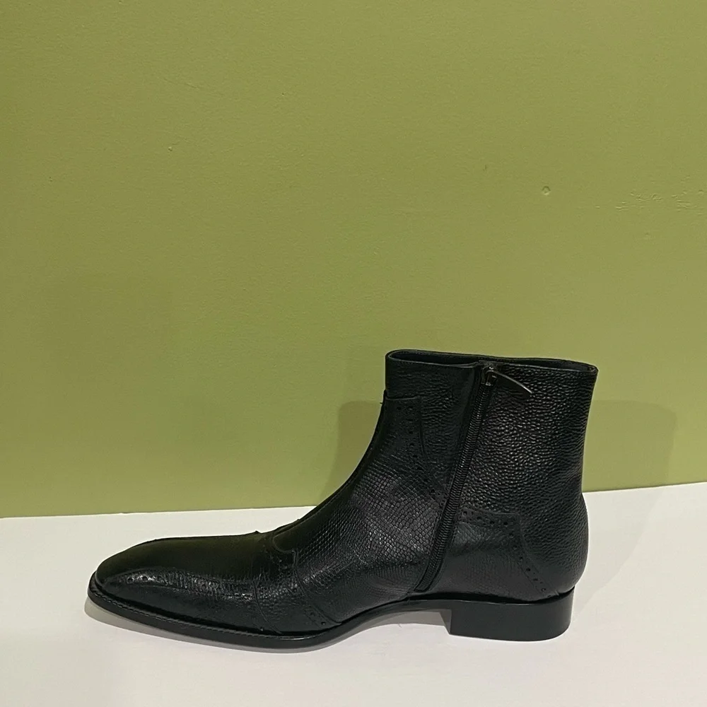 Duca boot black point toe side zipper Italian leather